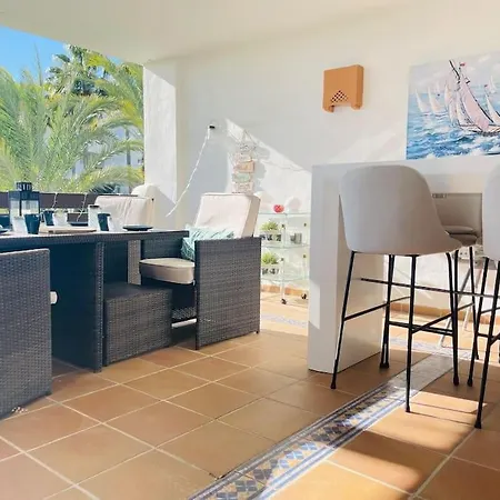 Blue Palm 埃斯特波纳