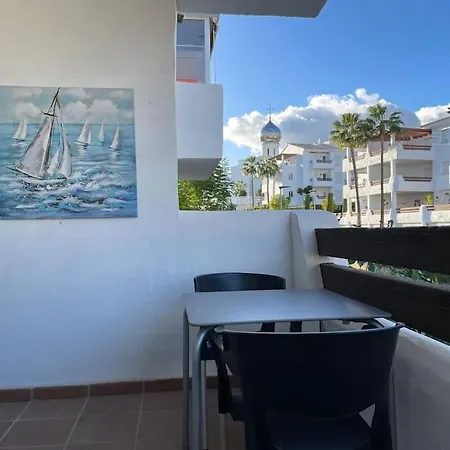 Apartment Blue Palm *